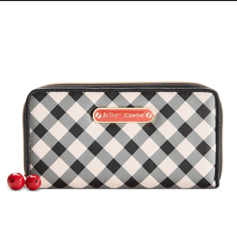 betsey johnson gingham zip around wallet black